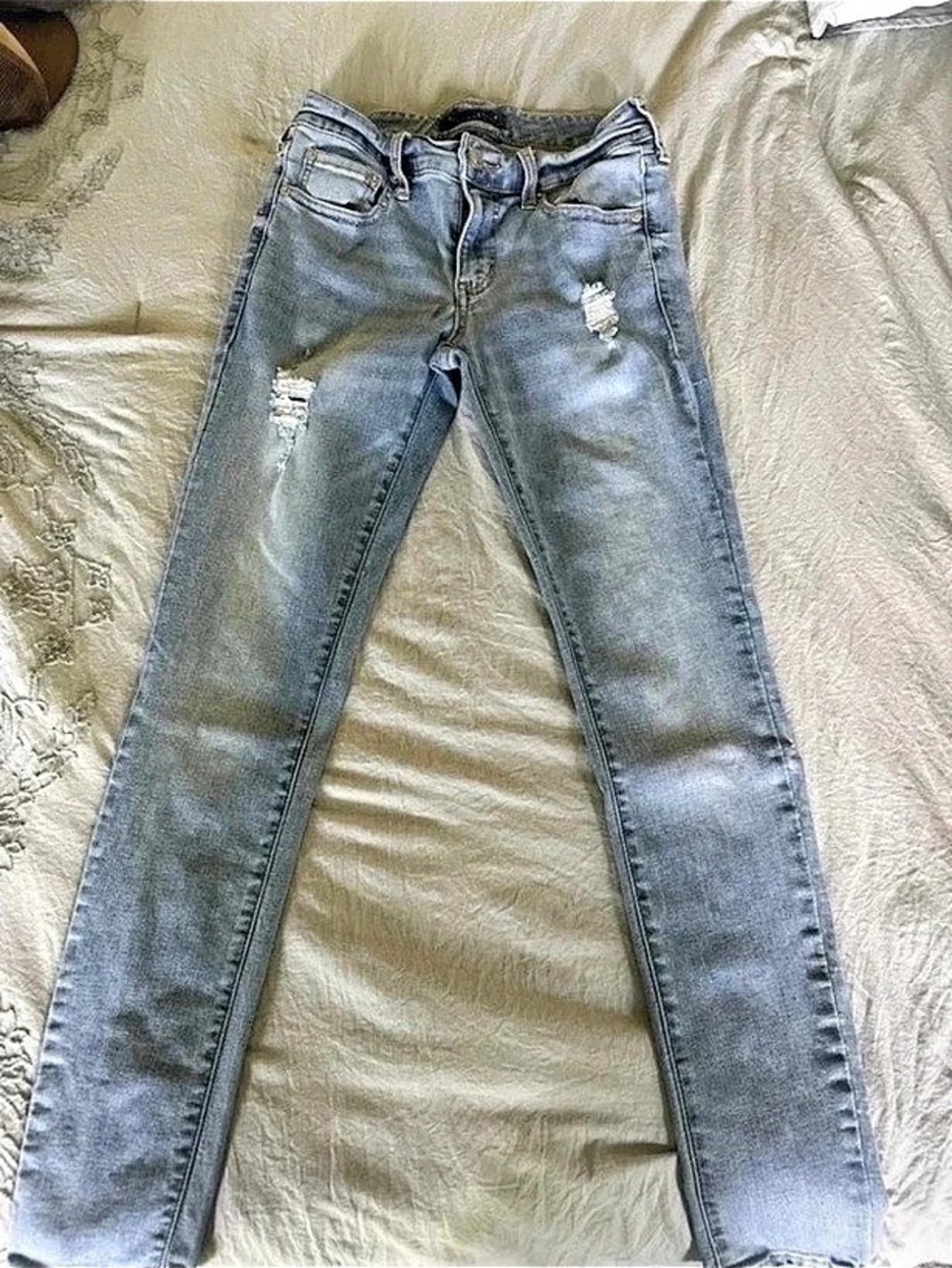 Aeropostale Low Rise Distressed Jegging Skinny Jeans Blue Size 4